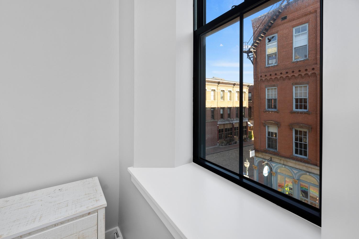 Modern Remodeled Loft In Portlands Iconic Old Port Apartamento Exterior foto